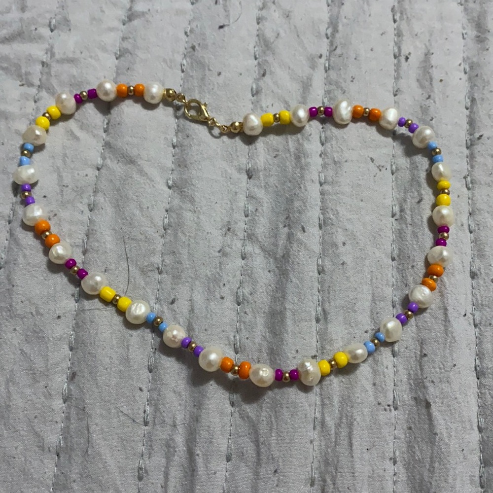 multicolor choker-necklace